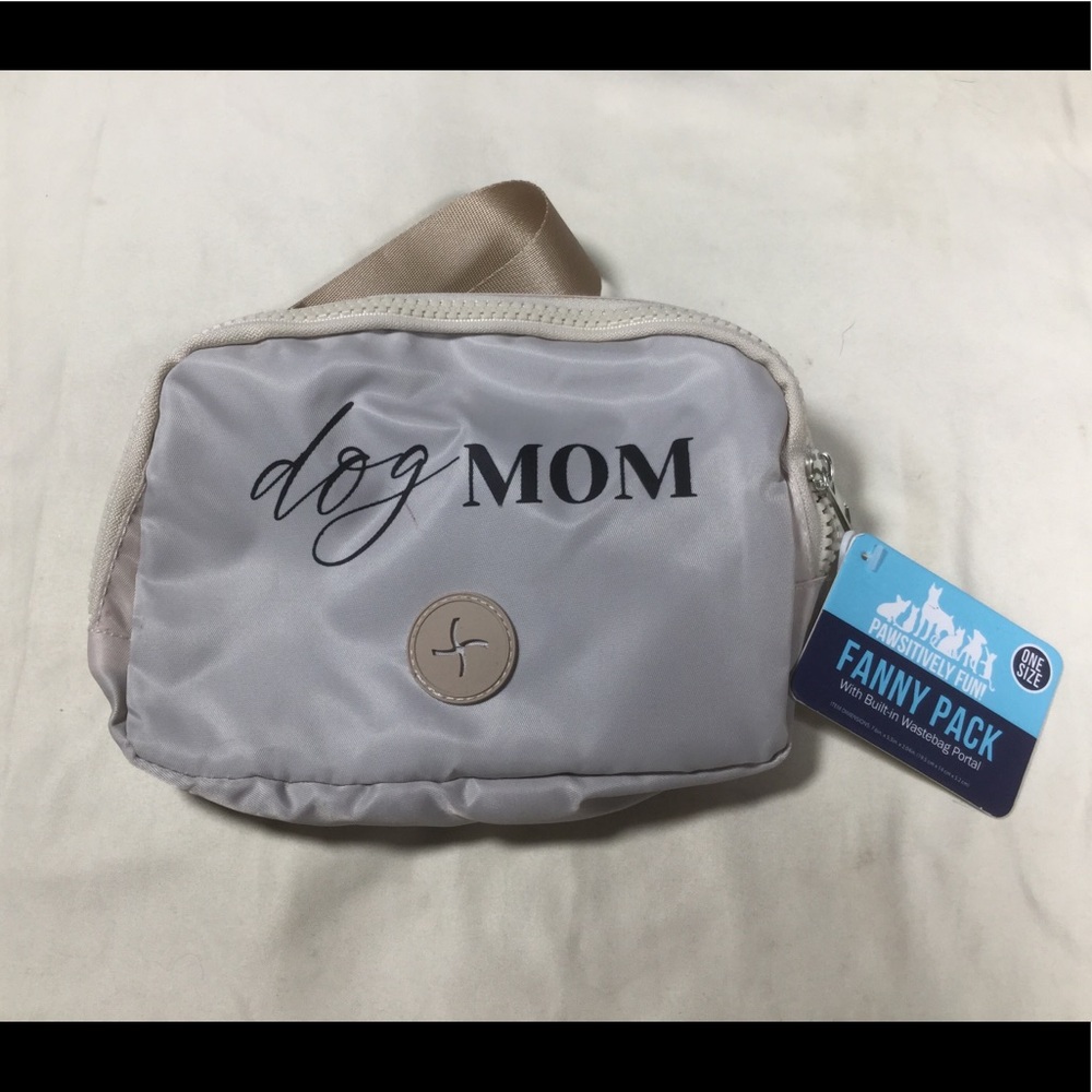 Dog Mom Fanny Pack Wastebag Dispenser NWT